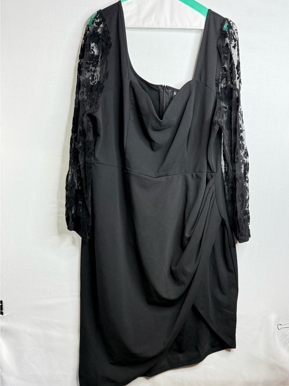 black dress SHEIN Curve 4XL A7 360 - Picture 2 of 5